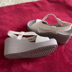 Crocks wedges cream color